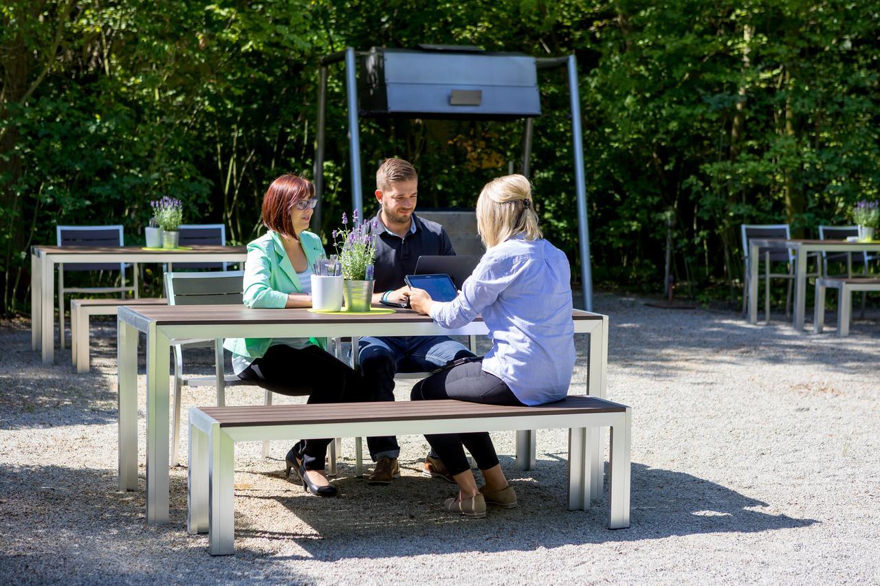 LEAG Konferenzcenter Schulungs- und Tagungshotel im Spreewald Lübbenau Exterior foto